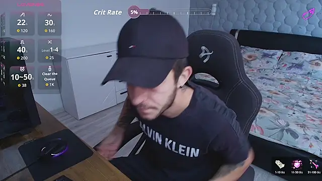 adamrayn online show from November 13, 2025, 7:01 am