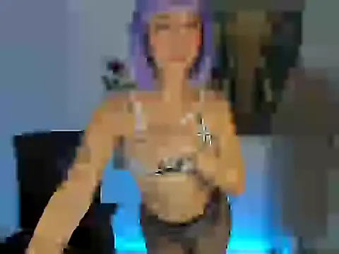 Hollysquirtx online show from November 8, 2025, 2:31 pm