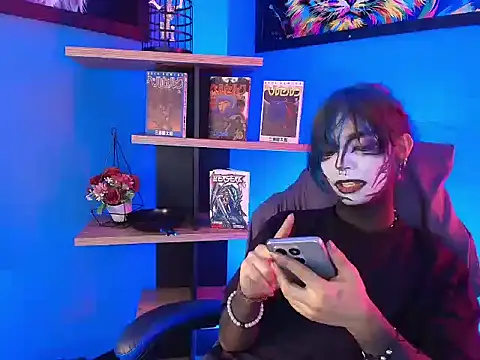 Snapshot of luxiel_ chatting on March 3, 2026, 10:50 pm luxiel online show from March 3, 2026, 10:50 pm