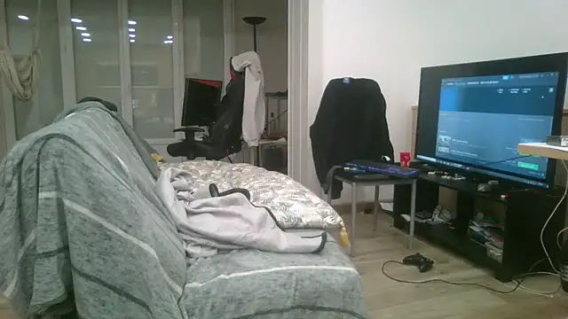 samia42 online show from December 1, 2025, 12:11 am