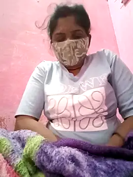 Snapshot of Janhvi_bhabhi_ji chatting on November 15, 2025, 3:38 pm Janhvi bhabhi ji online show from November 15, 2025, 3:38 pm