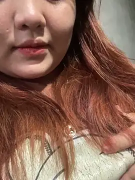 Snapshot of yangxinkyre chatting on November 8, 2025, 3:21 am yangxinkyre online show from November 8, 2025, 3:21 am