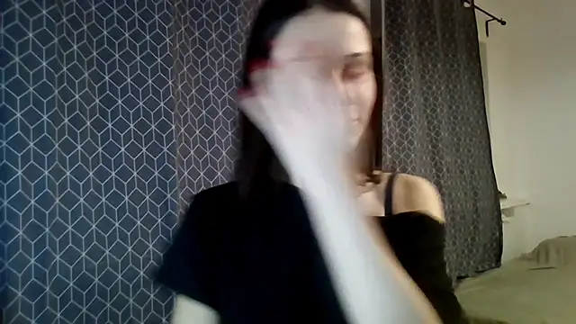 CarmenBody online show from December 18, 2025, 10:35 pm