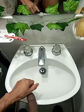 prototipoA45 online show from February 15, 2026, 3:22 pm