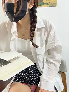 Cara-02 online show from May 18, 2026, 4:07 am