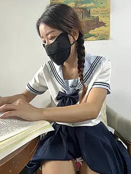 Cara-02 online show from May 27, 2026, 4:09 am