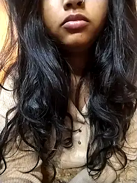 Snapshot of Sexy_Divya__ chatting on February 1, 2026, 10:52 pm Sexy Divya online show from February 1, 2026, 10:52 pm