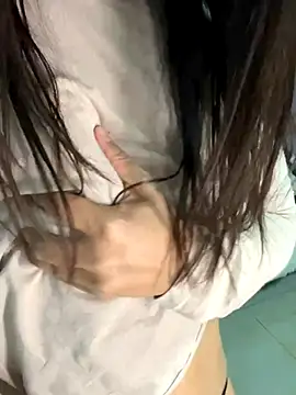 Snapshot of KK583 chatting on November 17, 2025, 9:46 am KK583 online show from November 17, 2025, 9:46 am