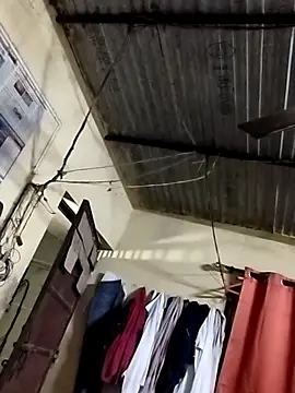 Snapshot of black_and_white_choco chatting on November 17, 2025, 3:38 pm black and white choco online show from November 17, 2025, 3:38 pm