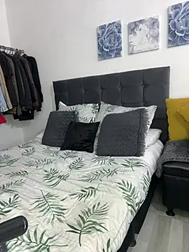 Snapshot of ariannawil chatting on February 18, 2026, 9:55 pm ariannawil online show from February 18, 2026, 9:55 pm