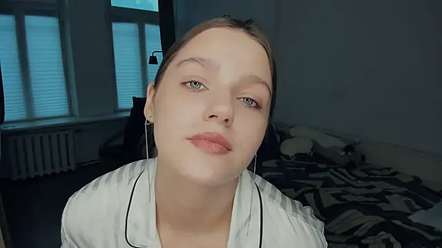 Snapshot of RosseLavish chatting on November 30, 2025, 10:16 am RosseLavish online show from November 30, 2025, 10:16 am