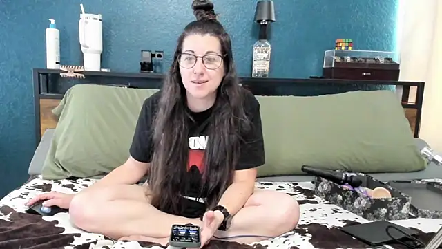 Sammie Ray online show from April 8, 2026, 2:51 pm