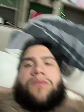 Snapshot of Daddyhonk chatting on December 19, 2025, 7:11 am Daddyhonk online show from December 19, 2025, 7:11 am