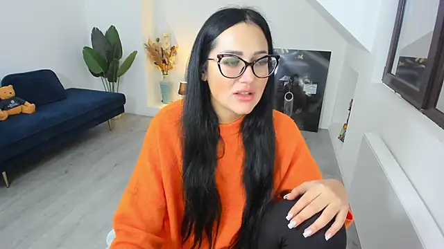 Snapshot of AnyaEvy chatting on February 5, 2026, 5:36 am AnyaEvy online show from February 5, 2026, 5:36 am