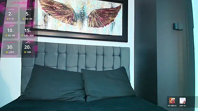 Lucy and Karoline online show from January 16, 2026, 1:04 pm