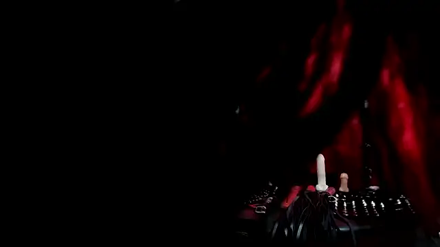 Snapshot of Halley_Ravenn chatting on March 28, 2026, 8:32 pm Halley Ravenn online show from March 28, 2026, 8:32 pm