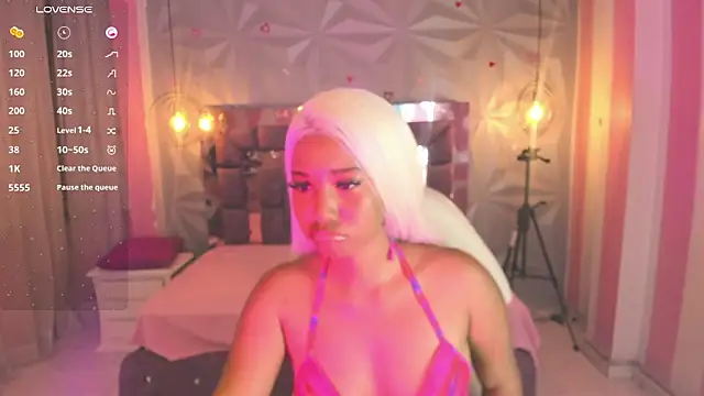 Saloome collins online show from November 12, 2025, 4:49 am