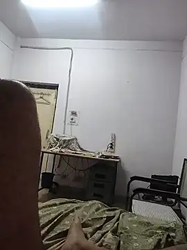 Snapshot of Sandar_clegan chatting on November 18, 2025, 6:44 pm Sandar clegan online show from November 18, 2025, 6:44 pm