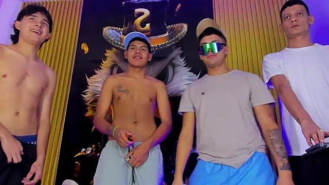 Snapshot of tom_hot20 chatting on November 13, 2025, 5:44 am tom hot20 online show from November 13, 2025, 5:44 am