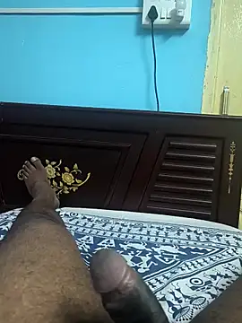 Touchmehotbitch online show from March 31, 2026, 11:51 pm