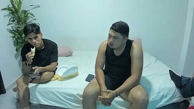 Snapshot of shark_boy28 chatting on November 21, 2025, 3:16 am shark boy28 online show from November 21, 2025, 3:16 am