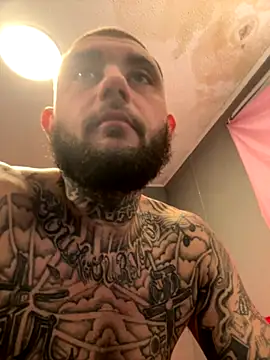 trickydickydaddy online show from December 3, 2025, 10:47 am