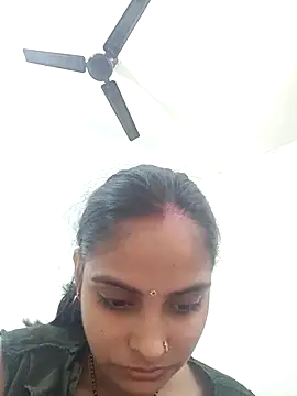 Snapshot of shifali21girl chatting on November 23, 2025, 4:22 am shifali21girl online show from November 23, 2025, 4:22 am