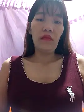 Hini68 online show from November 18, 2025, 1:43 am