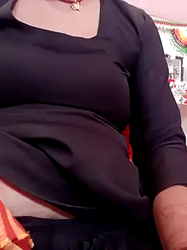 Karina jann online show from April 9, 2026, 7:58 am