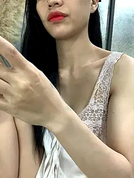 Tiny-122 online show from December 5, 2025, 8:46 am