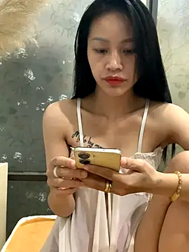 Tiny-122 online show from November 14, 2025, 6:17 am