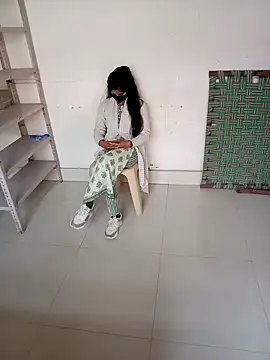 Snapshot of Sunita-collage chatting on November 21, 2025, 5:28 am Sunita-collage online show from November 21, 2025, 5:28 am