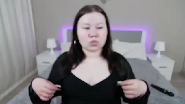 EvaNova  online show from November 19, 2025, 4:34 am