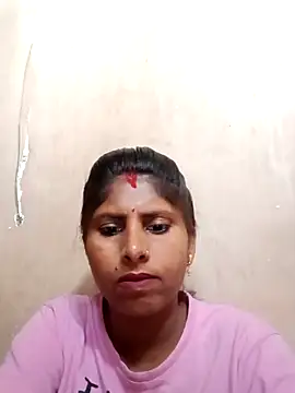 Snapshot of Maya_mohni chatting on May 18, 2026, 10:53 am Maya mohni online show from May 18, 2026, 10:53 am
