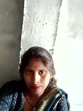 Snapshot of Maya_mohni chatting on June 5, 2026, 7:14 am Maya mohni online show from June 5, 2026, 7:14 am