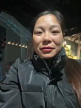 Snapshot of Lyla_john chatting on December 14, 2025, 2:07 am Lyla john online show from December 14, 2025, 2:07 am