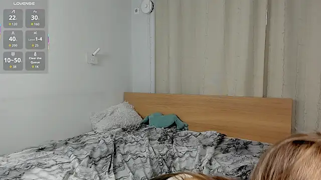 Snapshot of TiffinyMergist chatting on March 3, 2026, 10:11 am TiffinyMergist online show from March 3, 2026, 10:11 am