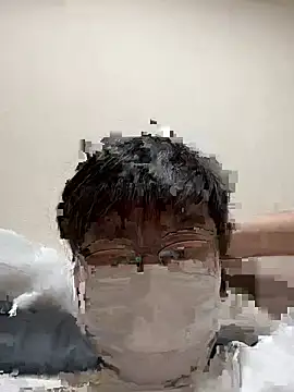 shunshun001006 online show from November 9, 2025, 2:32 pm