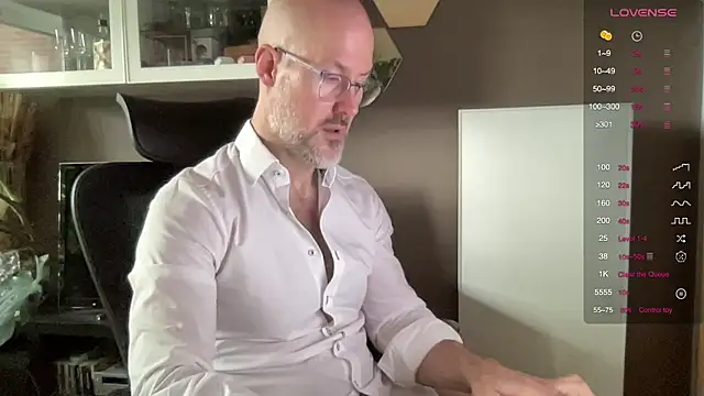 the new fit rubinho online show from December 4, 2025, 9:19 am