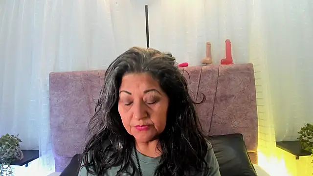 Victoriaa Anderson online show from March 21, 2026, 1:59 pm