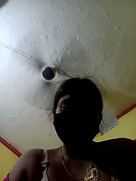 Hotbhabhi 089 online show from April 15, 2026, 6:23 pm