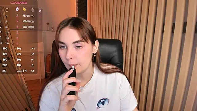  cutie  angel  online show from November 21, 2025, 9:41 am