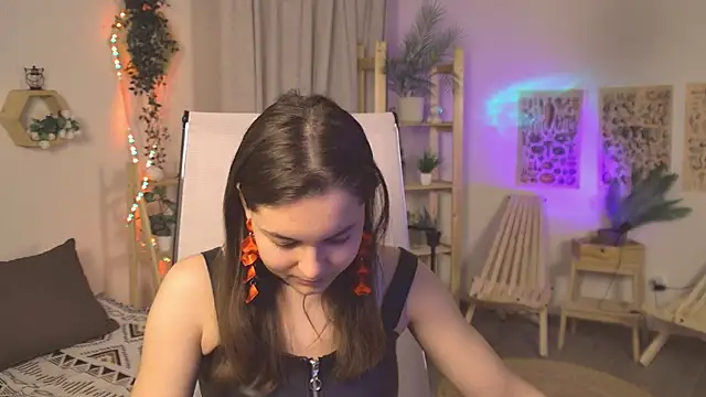 FrancescaCavaliere online show from April 5, 2026, 6:09 am