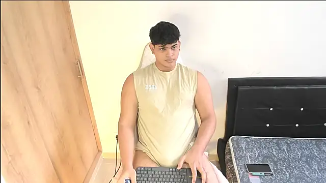 james smithx online show from December 21, 2025, 2:08 pm