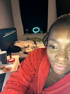 HotKaylaa online show from November 25, 2025, 7:14 pm