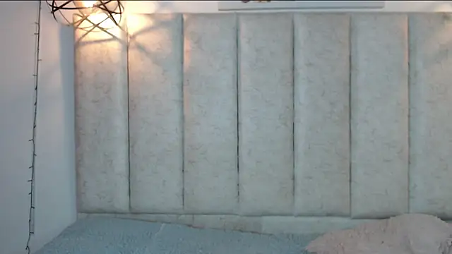 goldentemptationcs online show from November 29, 2025, 2:55 am