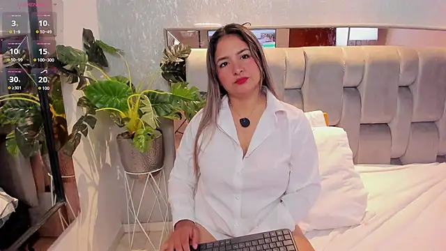 Hannapret   online show from November 27, 2025, 9:15 pm