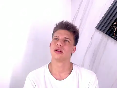 Liam York  online show from February 22, 2026, 7:22 am