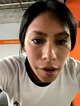 Snapshot of Katherinm chatting on November 11, 2025, 6:58 pm Katherinm online show from November 11, 2025, 6:58 pm