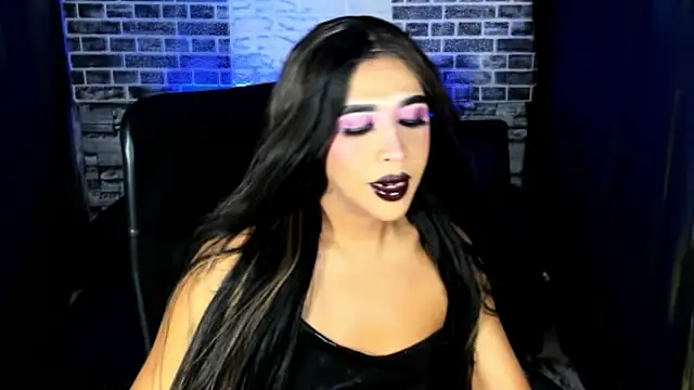 Snapshot of aurora_russo_ chatting on August 8, 2026, 5:14 am aurora russo online show from August 8, 2026, 5:14 am
